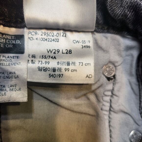 Levis 501 Jeans Womens 10? 30x28 Black Denim Straight Leg Distressed Button Fly - Picture 5 of 13